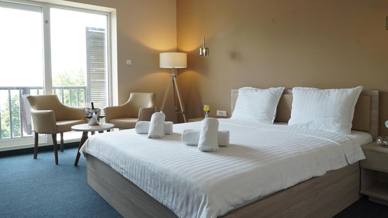 أوهغيد Hotel Aura المظهر الخارجي الصورة